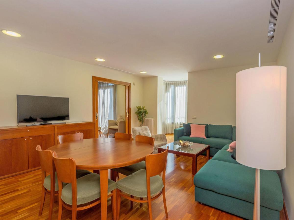 Appartement Plaza Catalunya-rda-universidad By Interhome
